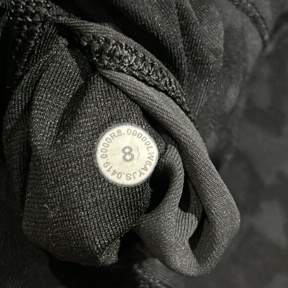 Lululemon Wunder Under Crop (High-Rise) *Full-On Luxtreme 21.5” - Picture 6 of 8